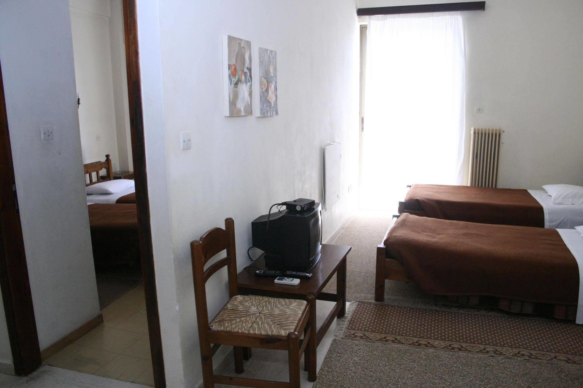 Aparthotel Iliahtides Amarynthos Extérieur photo